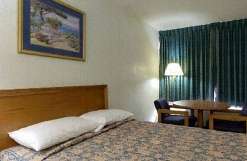 Wilson Apartment | Americas Best Value Inn Wilson - UNIT 15 ONE BED FIRST FLOOR