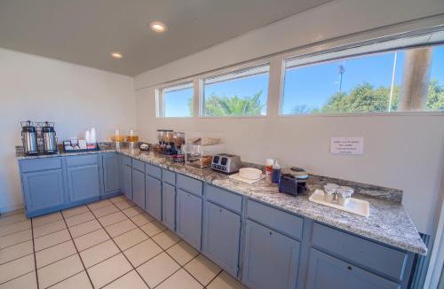 Uvalde Hotel | Americas Best Value Inn Uvalde