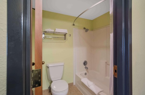 La Grande Hotel | Americas Best Value Sandman Inn