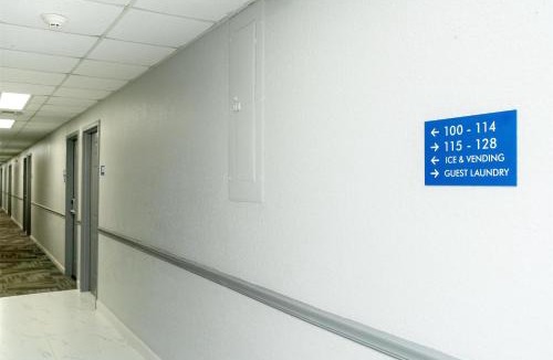 Burnside Hotel | Americas Best Value Inn Donaldsonville