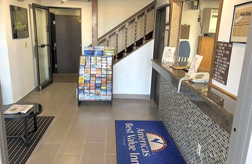 Sidney Hotel | Americas Best Value Inn & Suites Sidney