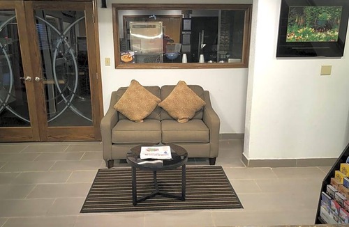 Sidney Hotel | Americas Best Value Inn & Suites Sidney