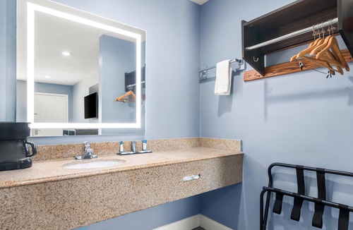 Siloam Springs Hotel | Americas Best Value Inn & Suites Siloam Springs