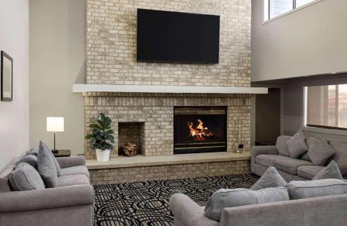 Inver Grove Heights Hotel | AmericInn by Wyndham Inver Grove Heights Minneapolis