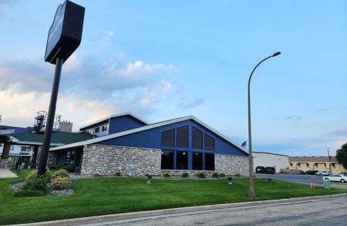 Austin Hotel | AmericInn by Wyndham Austin