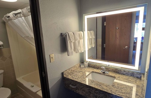 Austin Hotel | AmericInn by Wyndham Austin