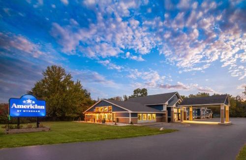 Fennville Hotel | AmericInn by Wyndham Douglas/Saugatuck