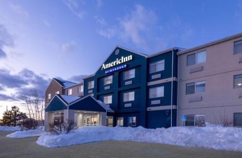 Duluth Hotel | AmericInn by Wyndham Duluth