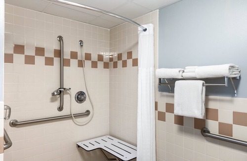 Jackson Hotel | AmericInn by Wyndham Jackson