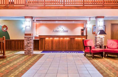 Monmouth Hotel | AmericInn by Wyndham Monmouth