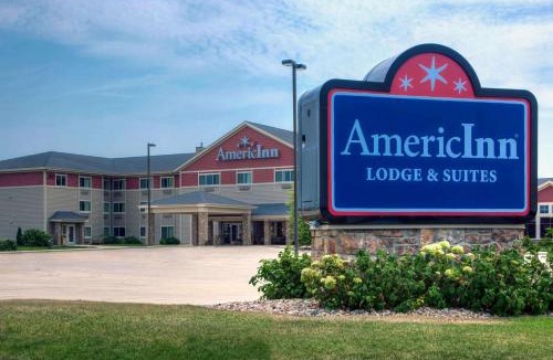 Newton Hotel | AmericInn by Wyndham Newton