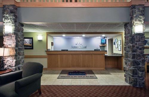 Newton Hotel | AmericInn by Wyndham Newton