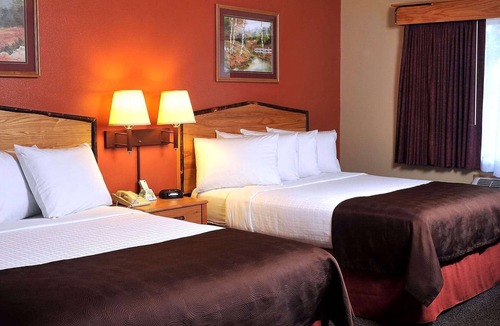 Oswego Hotel | AmericInn by Wyndham Oswego