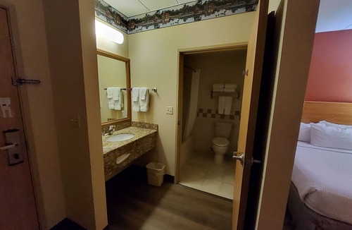 Princeton Hotel | AmericInn by Wyndham Princeton IL