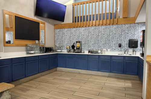 Sioux Falls Hotel | AmericInn by Wyndham Sioux Falls