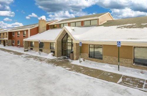 Sioux Falls Hotel | AmericInn by Wyndham Sioux Falls