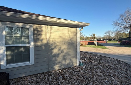 Cypress Apartment | AmeriKen Cypress Retreat – Cozy 1BR Hideaway
