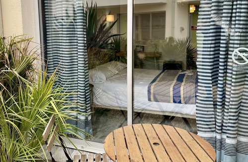 Palavas-les-Flots Hotel | Amerique Hotel Palavas Plage