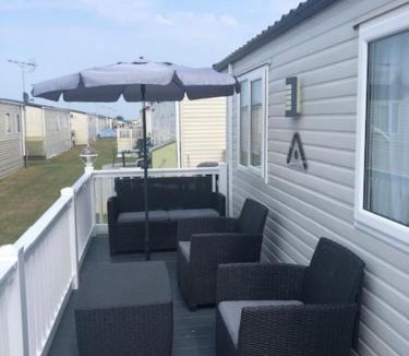 Swalecliffe House | AMETHYST 25