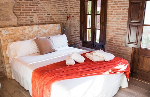 La Ribera House | Amfores Boutique Guest House