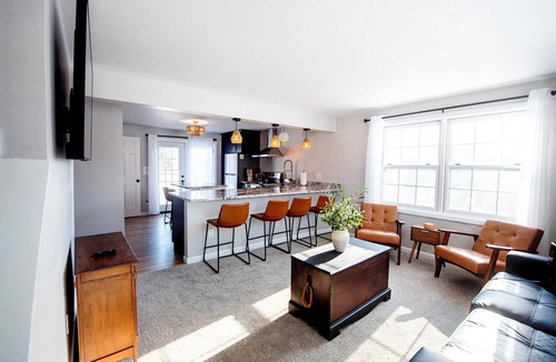 Amherst House | Amherst -NEW - Campus Convenience & Social Privacy