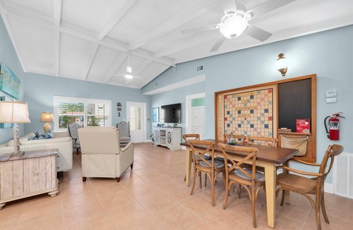 Anna Maria House | AMI North End Private Heated Pool. 1.2 Block to Gulf Beach!