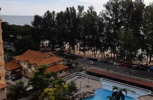 Tanjung Kling House | Amichevole Pantai Puteri homestay