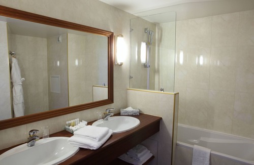Quartier des peupliers Hotel | Amiral Hôtel