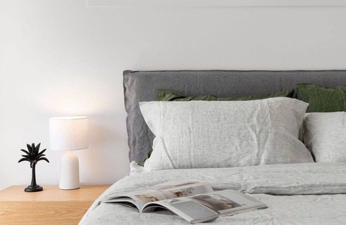 Yaroomba House | AMIRI on Holbrook - Modern Abode + Pet Friendly!