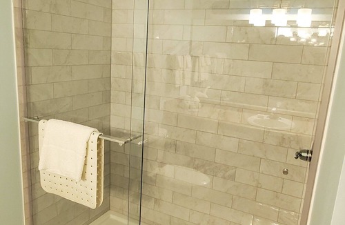 Nappanee Hotel | Amish Inn