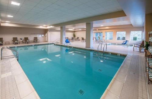 Bird In Hand Hotel | AmishView Inn & Suites