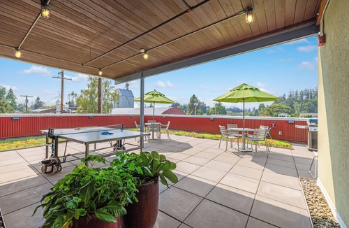 Amity Apartment | Amity Flats #2: Bellpine Flat