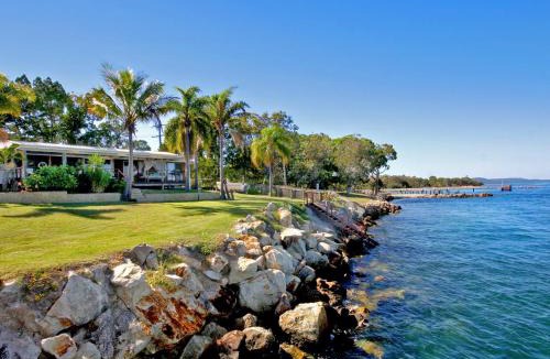 Amity Point House | Amity Shaws