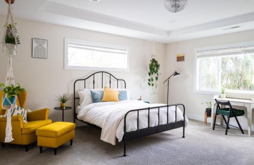 Mount Scott-Arleta House | Amorcito de Jenny - Shared House