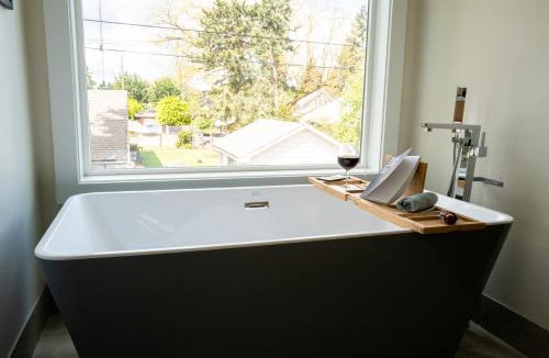 Mount Scott-Arleta House | Amorcito de Jenny - Shared House