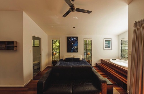 Buderim Bed & Breakfast | Amore On Buderim Luxury Rainforest Cabins