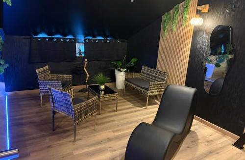 Laplume Hotel | AMORE suite de luxe & spa