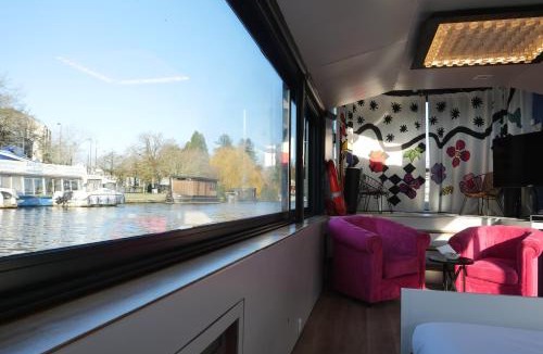 Waldeck-Sully Boat Rental | Amours Le Dô Karina Bisch 2019