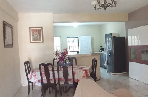 Sabana Yegua House | Amplia y Cómoda Casa