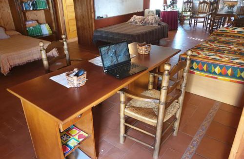 La Roda Apartment | Amplia y luminosa buhardilla & total independencia