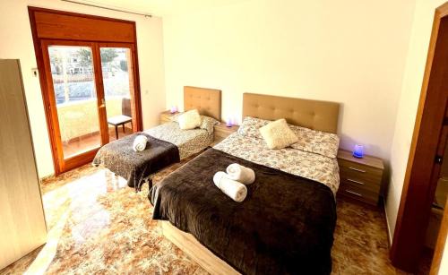 Ca n'Amat Apartment | Amplio Apartamento