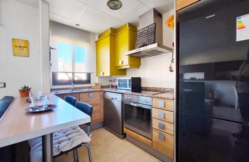 Ulldecona Apartment | Amplio y Cómodo Apartamento con Terraza, Ulldecona