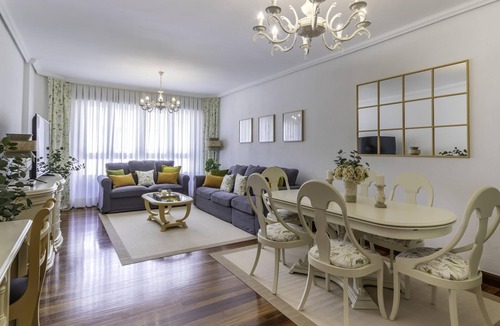Getxo Apartment | Amplio y Elegante en Las Arenas