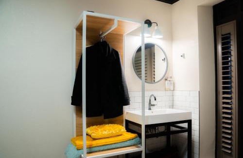 Lower Nob Hill Hostel | Amsterdam Hostel