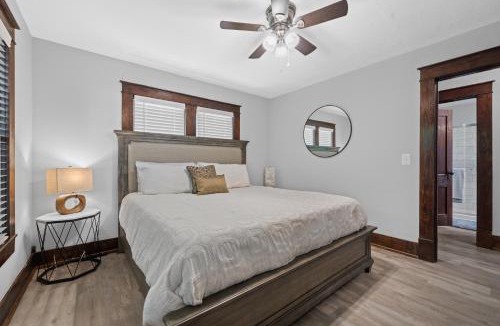 Russellville House | Amys Place Remolded 4 Bedroom near Arkansas Tech
