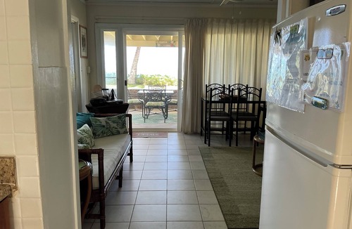 Punaluu Cottage | An Absolute, Perfect Paradise and Affordable