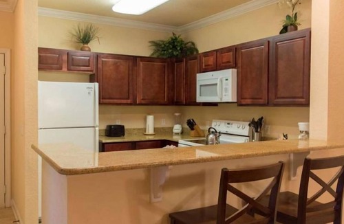 Four Corners Apartment | An Adventure Awaits! Free Parking, Pets Allowed, Kitchenette, Private Balcony