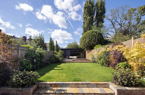 Brent House | An Airy Abode, by Veeve