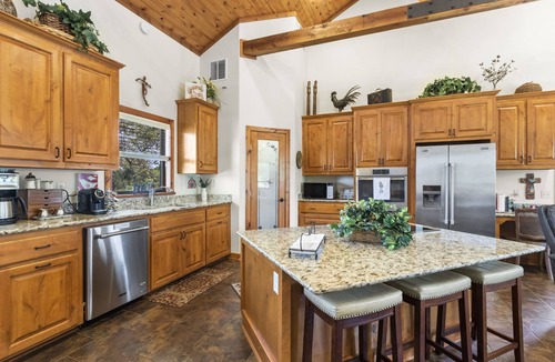 Columbus Cottage | An amazing country retreat!