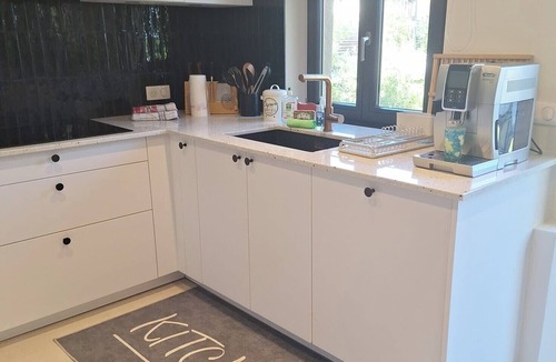 Hangenbieten House | An authentic & delicious journey through time.